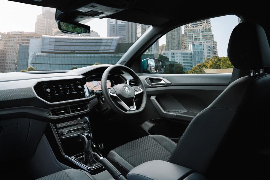 Торпедо Volkswagen T-Cross R-Line 2020 года  (AU) (фото 32 из 41)